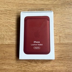 Apple MagSafe Leather Wallet